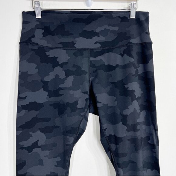 Lululemon Wunder Under High-Rise Tight 25" *Full-On Luxtreme Heritage 365 Camo - Picture 4 of 10